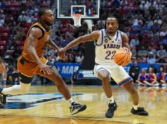 Darryn Peterson anota 28 puntos mientras el No. 4 Kansas sobrevive al colapso tardío contra el No. 13 Cal Baptist