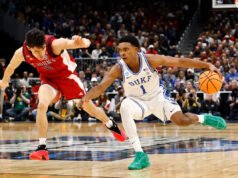 Cómo Caleb Foster, de Duke, se deslizó en Elite 8 con pura voluntad y un scooter: ‘No tenía que jugar esta noche’