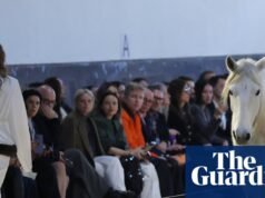 El espectáculo de Stella McCartney en París es un recorrido relámpago por su vida | Estela McCartney
