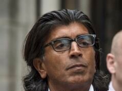 Más de 100 inquilinos de viviendas propiedad de la empresa del multimillonario Asif Aziz reciben una notificación de desalojo, semanas antes de que la nueva ley entre en vigor