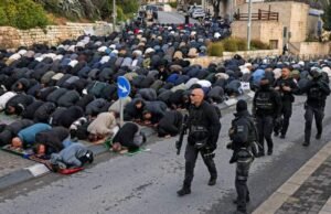 Multitud cerca del casco antiguo fue dispersada por razones de seguridad, dice la policía