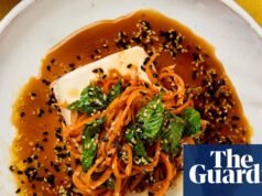 Receta vegana de Meera Sodha de tofu sedoso con clementina y semillas de sésamo | Verduras