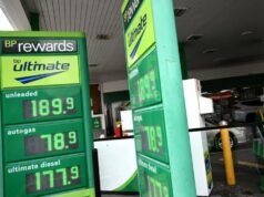 Austria limita el aumento del precio del combustible a tres veces por semana