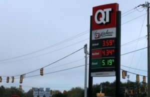 A medida que aumentan los precios de la gasolina, los socorristas del norte del estado sienten el impacto