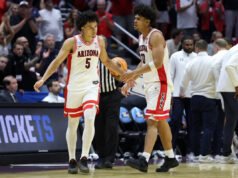 El No. 1 Arizona se hace cargo del negocio contra el No. 9 Utah State para avanzar al Sweet 16