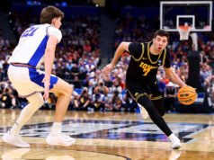 Álvaro Folgueiras anota el gol de la victoria para llevar a Iowa a superar al No. 1 Florida en el primer Sweet 16 desde 1999