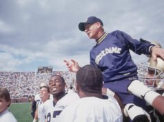 Muere Lou Holtz: Marcus Freeman, Skip Holtz y Fighting Irish rinden homenaje al fallecido gran Notre Dame