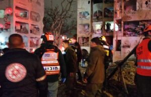 Al menos 88 heridos, 10 de ellos en estado grave, tras el ataque con misiles iraníes al edificio de Arad