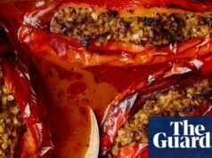 Dip de pimientos rellenos y berenjenas: recetas de Sami Tamimi para sabrosos bocadillos palestinos | Alimento