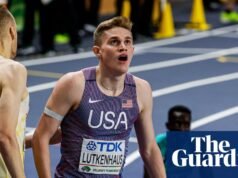 El estudiante de secundaria estadounidense Cooper Lutkenhaus gana 800 metros y se convierte en el campeón mundial bajo techo más joven de la historia | Atletismo