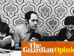 En un mercado de Estambul encontré una vieja colección de frases en alemán y un recordatorio de cómo no hablar con los inmigrantes | Carolina Wurfel