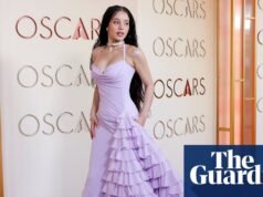 Alfombra roja de los Oscar 2026: Rose Byrne, Chase Infiniti y más – en imágenes