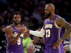 LeBron y Bronny James se unen para la primera asistencia entre padre e hijo de la NBA