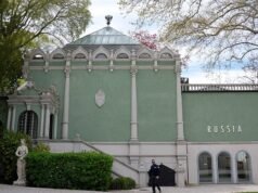 Los eurodiputados instan a los líderes de la Comisión a impedir que Rusia regrese a la Bienal de Venecia