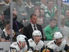 Los Vegas Golden Knights despiden al entrenador en jefe Bruce Cassidy y contratan a John Tortorella como reemplazo semanas antes de los playoffs