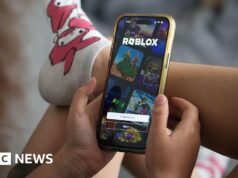 Los padres deberían monitorear a sus hijos las 24 horas del día, los 7 días de la semana en Roblox, dice un desarrollador