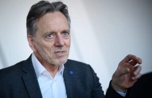 Los crímenes de extrema derecha en Alemania disminuirán ligeramente en 2025, pero seguirán siendo elevados