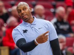 La entrenadora de Memphis, Penny Hardaway, regresa para su novena temporada con los Tigres