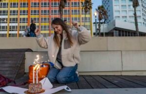 Israel ocupa el octavo lugar en el Informe Mundial sobre la Felicidad a pesar de la guerra, los jóvenes israelíes ocupan el tercer lugar a nivel mundial