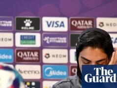 La capitana del equipo de fútbol femenino iraní abandona Australia tras aceptar inicialmente la oferta de asilo | Noticias Australia