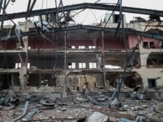 Irán dice que un proyectil impactó en la planta nuclear de Bushehr