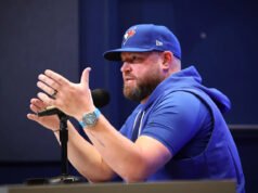 El manager de los Azulejos, John Schneider, revela que Steve Kerr le escribió una carta después de la derrota de la Serie Mundial