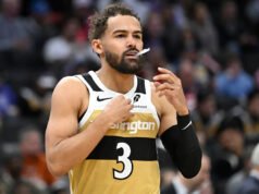 Trae Young comienza su mandato con los Wizards con 12 puntos y 6 asistencias en la derrota ante el Jazz