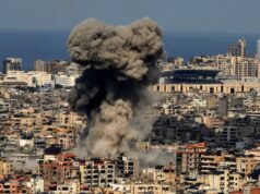 Los suburbios de Beirut son bombardeados por ataques israelíes tras el lanzamiento de cohetes