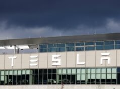 El sindicato pierde la batalla contra Tesla en la fábrica alemana
