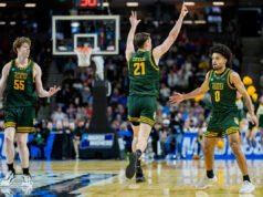 El No. 16 Siena casi derrota al No. 1 Duke en el torneo de la NCAA sin hacer una sola sustitución