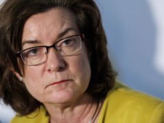 Llamado al primer ministro para que responda preguntas sobre el arresto de espías chinos en Senedd