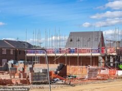 Casi el 40 por ciento de todas las viviendas construidas para 2030 serán para inmigrantes, según muestra un análisis del Partido Conservador