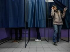 La derecha y la izquierda reivindican el éxito en la primera vuelta de las elecciones francesas