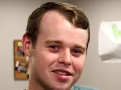 El hermano de Josh Duggar arrestado y enfrenta cargos por actividad sexual con un menor