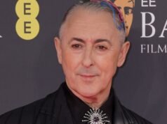 El presentador de los BAFTA, Alan Cumming, se disculpa por el arrebato de N-Word de John Davidson