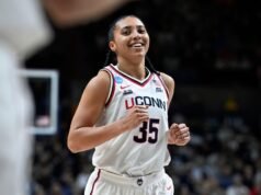 El protegido de Curry, Azzi Fudd, deja Under Armour y se une a la marca Jordan de Nike