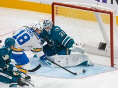 San Jose Sharks y Macklin Celebrini pierden ante Robert Thomas y St. Louis Blues