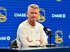 Por qué Steve Kerr de los Warriors firma una carta contra el gobierno en las universidades