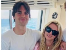 Britney Spears posa con Preston en una rara foto después de DUI