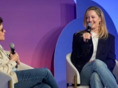 Judy Greer y Kara Swisher conversan sobre la inteligencia artificial, los trabajos en Hollywood y el envejecimiento