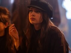 Supervisor musical de “School Spirits” en la banda sonora del programa.