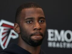 Kyle Pitts critica a sus compañeros de equipo por faltar al funeral de Rondale Moore