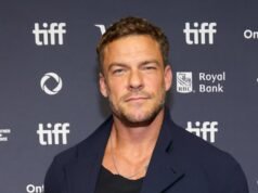 La policía llama defensa propia a Alan Ritchson durante una disputa vecinal
