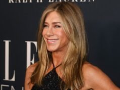 Copia las mulas de aeropuerto de los 90 de Jennifer Aniston por solo $ 50