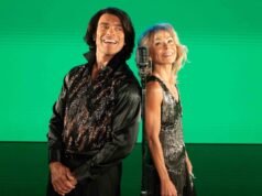 ‘Live With Kelly and Mark’ parodia ‘Song Sung Blue’ en la promoción posterior al Oscar