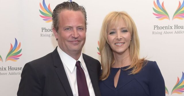 Matthew-Perry-and-Lisa-Kudrow-GettyImages-477289238.jpg
