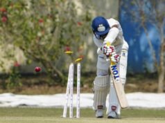 El jugador de bolos de Nueva Zelanda toma cinco ventanillas en cinco bolas y establece un nuevo récord de cricket de primera clase