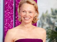 Pamela Anderson usa aceite perfumado que, según los compradores, dura más de 10 horas