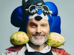 El actor de voz de Sonic, Roger Craig Smith, en su 35 cumpleaños, ‘Di sí al vestido’