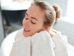 Las mujeres de 40 años consideran que este tónico lechoso de 15 dólares es un “cambio de juego”